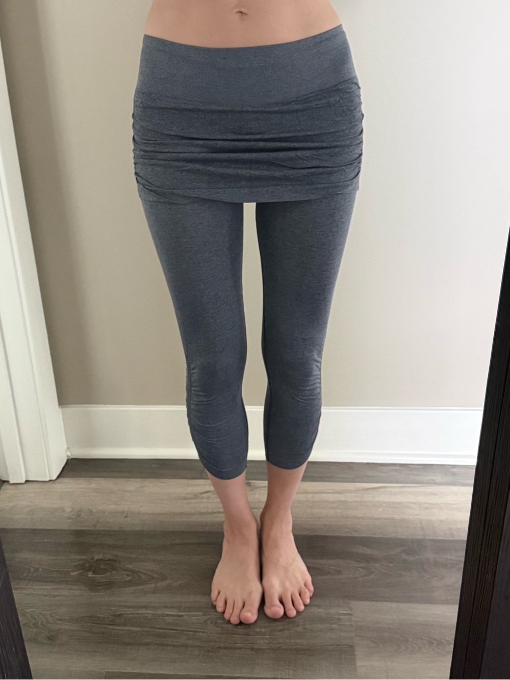 Athleta Gray Blue Skirted Capri Leggings